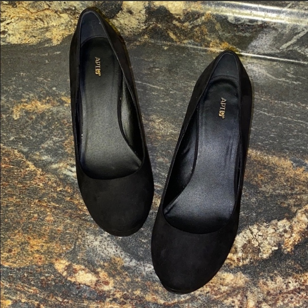 🎈Apt 9 Black wedges